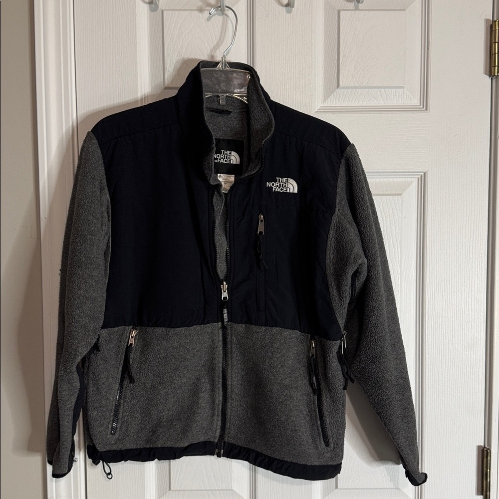 The North Face Women’s Retro Denali Jacket Black and Gray Fleece - Size S/P
